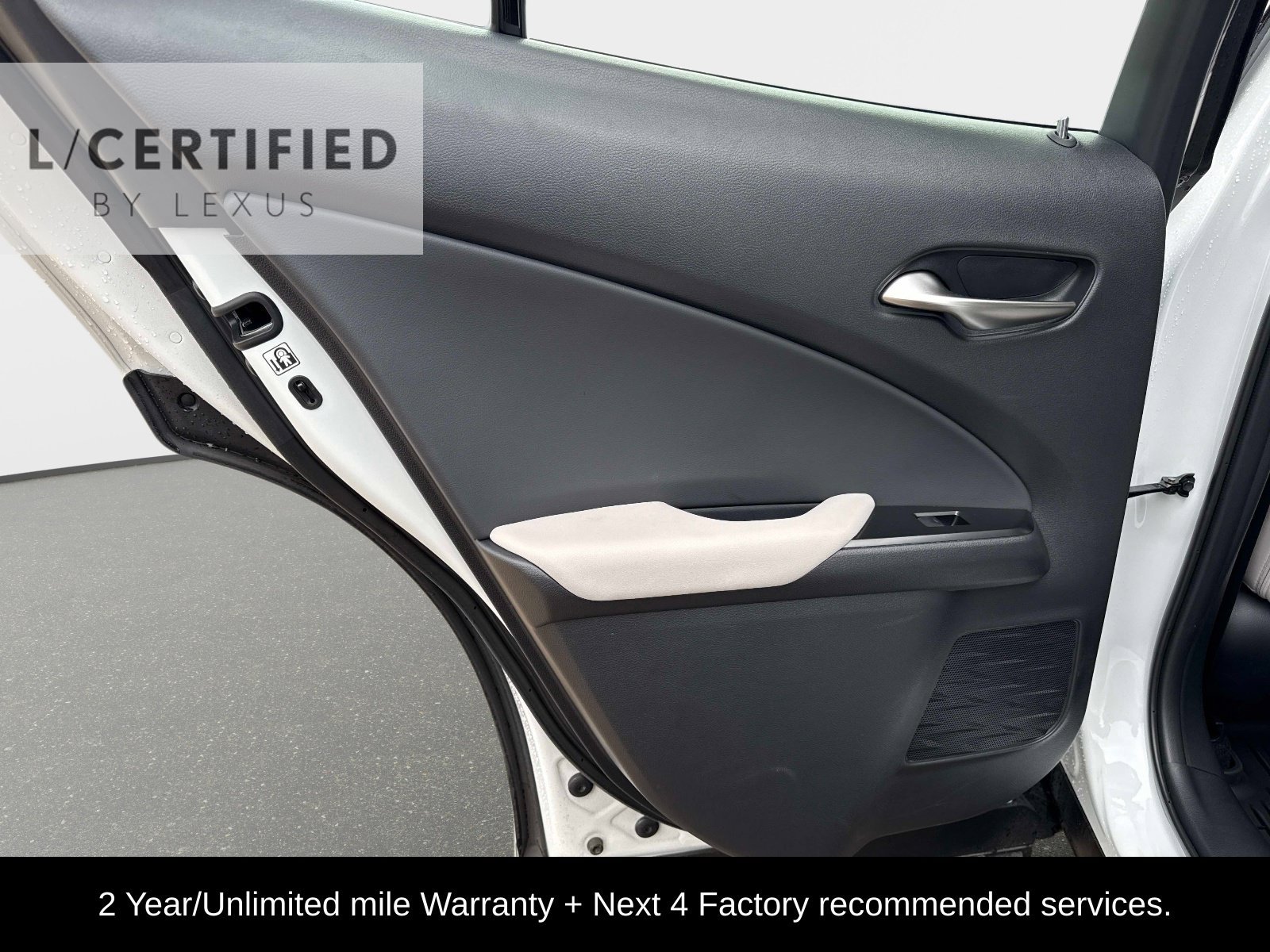 Used 2026 Lexus UX 300h FWD image 12