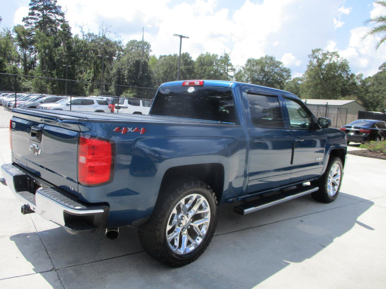 Used 2018 Chevrolet Silverado 1500 LT w/ Texas Edition AWD/4WD image 27
