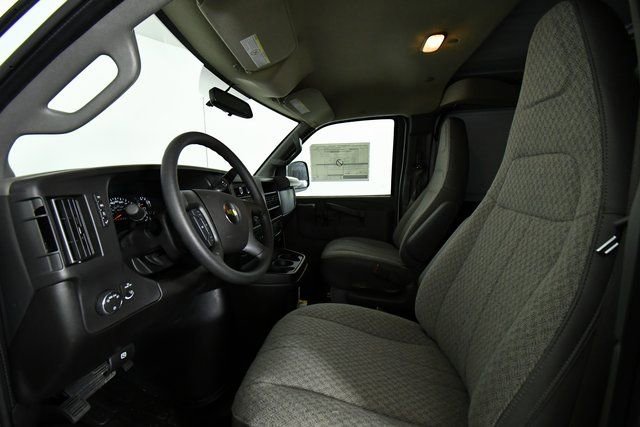 New 2025 Chevrolet Express 3500 Extended w/ Driver Convenience Package image 5