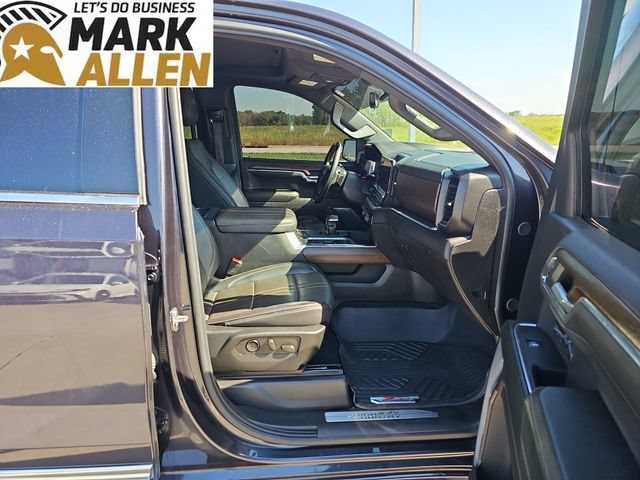 Used 2024 Chevrolet Silverado 1500 High Country w/ Technology Package AWD/4WD image 28