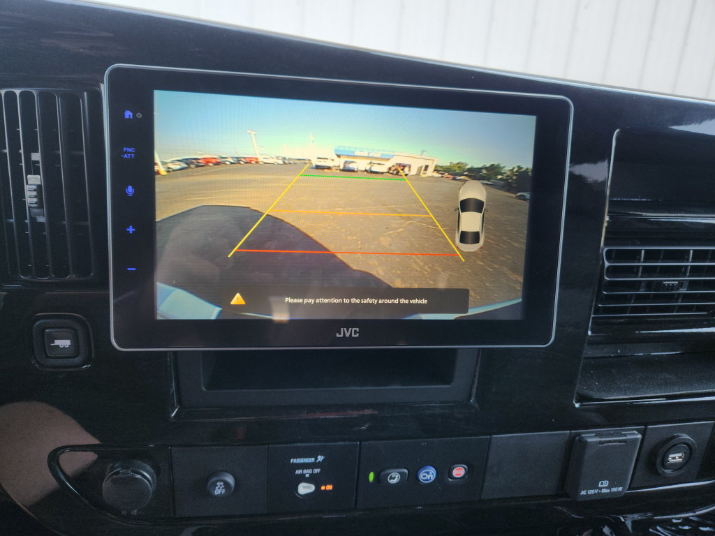 Used 2023 Chevrolet Express 2500 RWD image 46