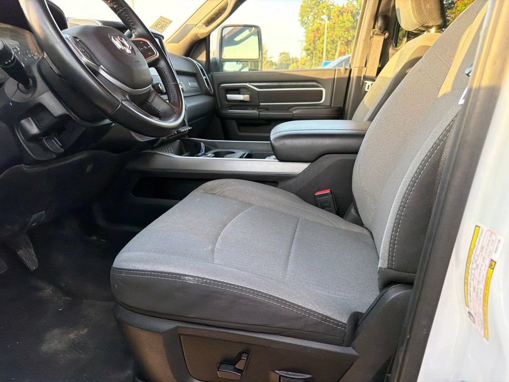 Used 2024 RAM 2500 Big Horn w/ Off Road Package AWD/4WD image 9