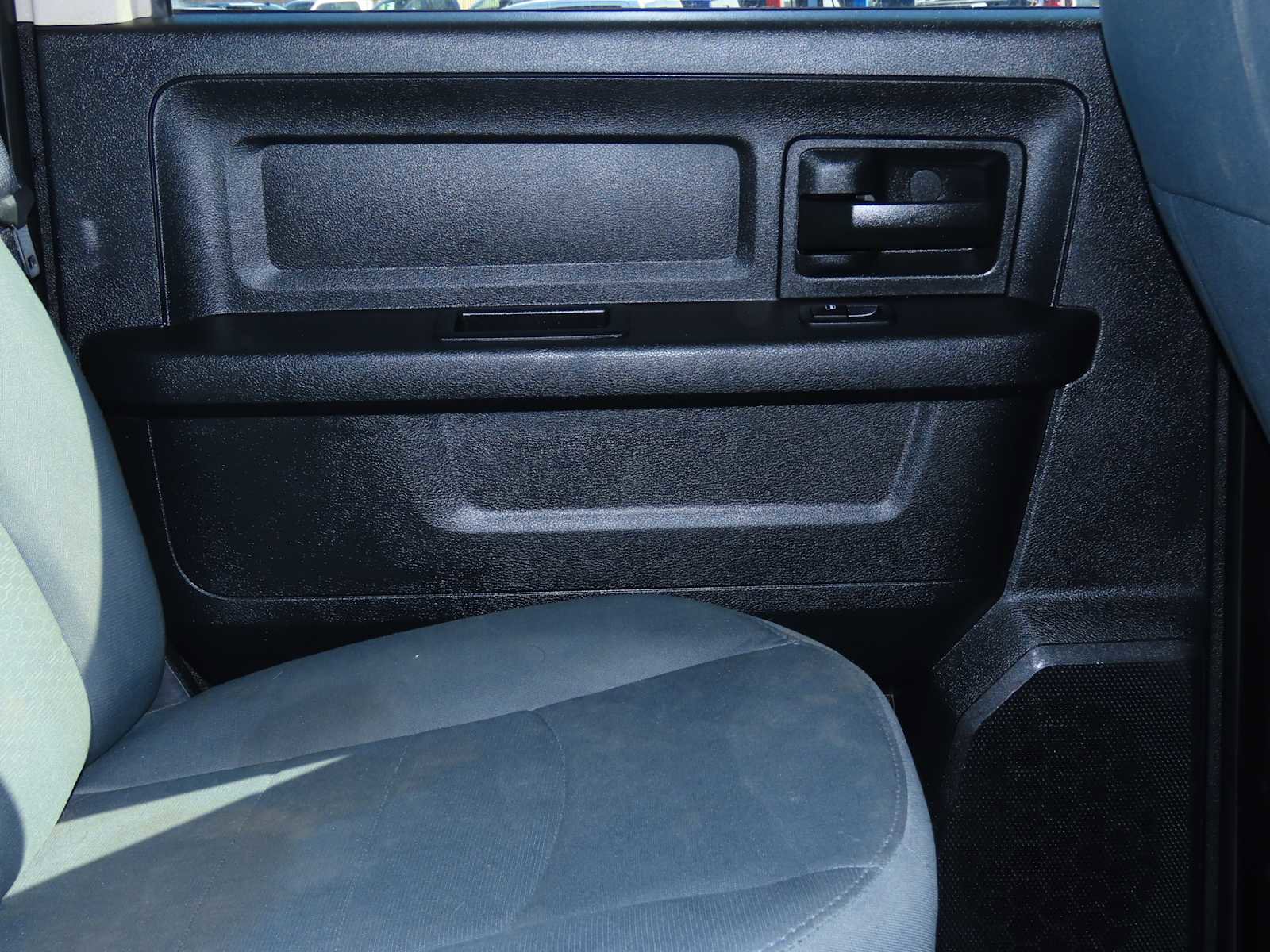 Used 2016 RAM 2500 Tradesman w/ Chrome Appearance Group AWD/4WD image 24