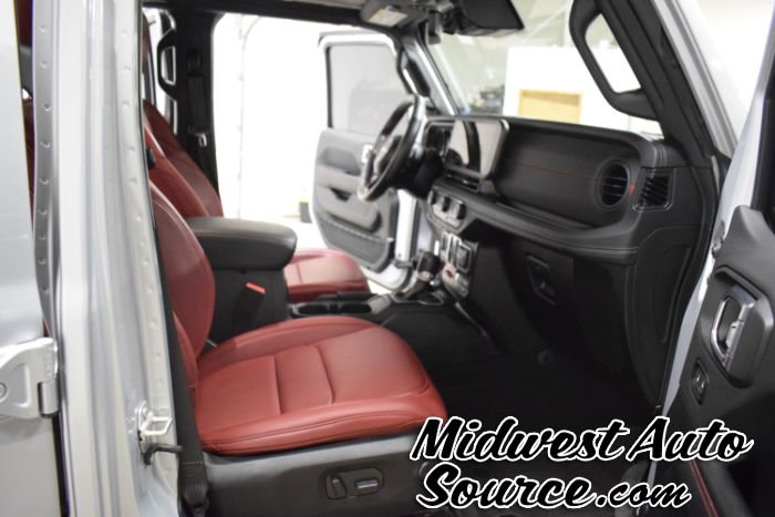 Used 2024 Jeep Wrangler Unlimited Rubicon 392 image 40