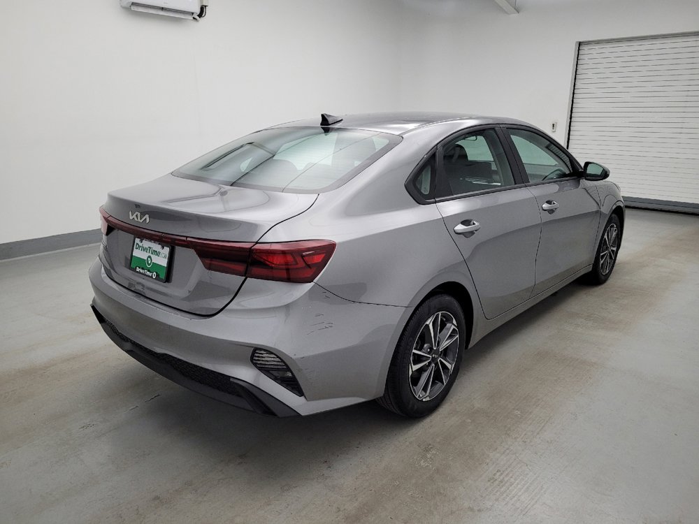 Used 2024 Kia Forte LXS FWD image 9