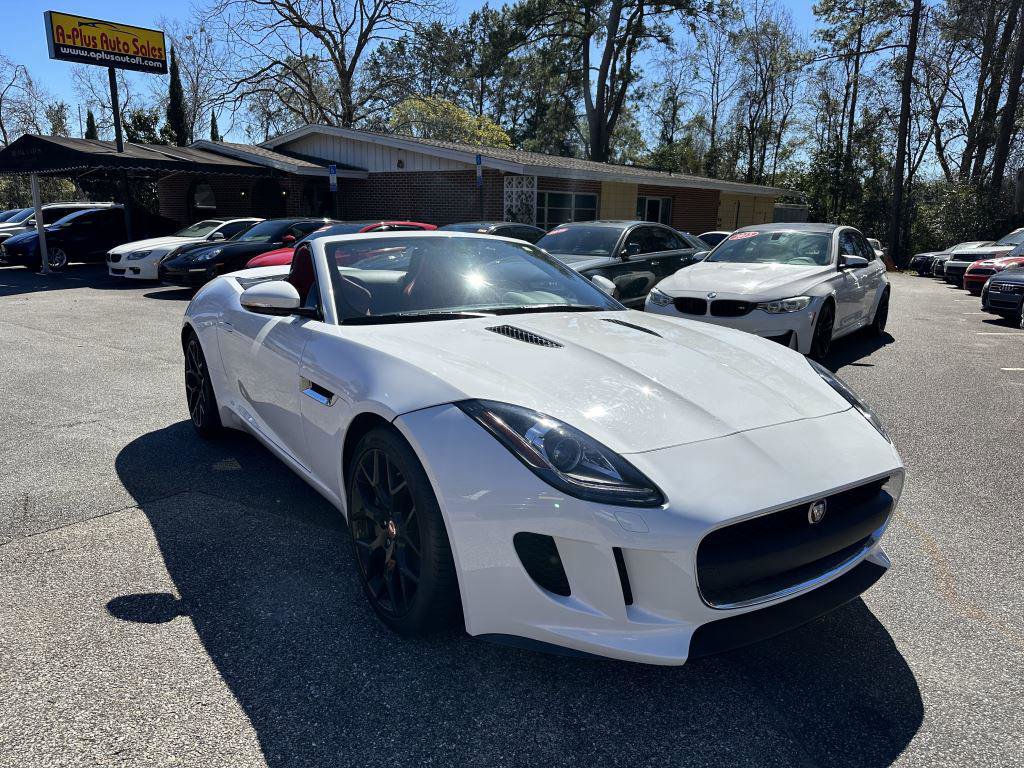 Used 2015 Jaguar F-TYPE Convertible image 3