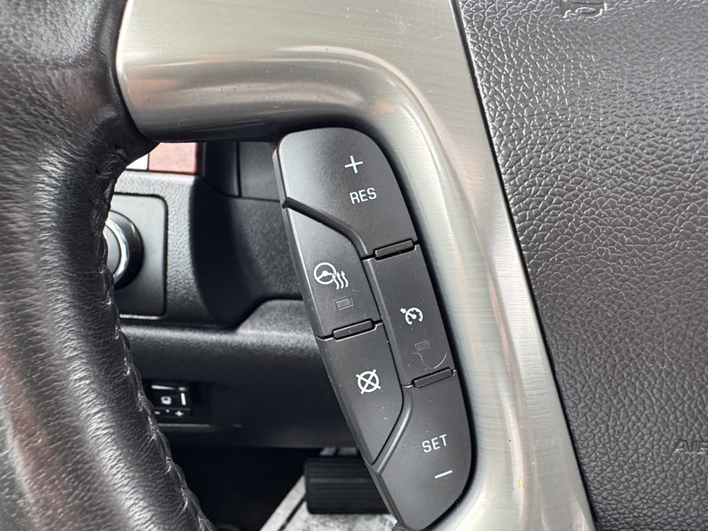 Used 2013 Chevrolet Suburban LTZ AWD/4WD image 16
