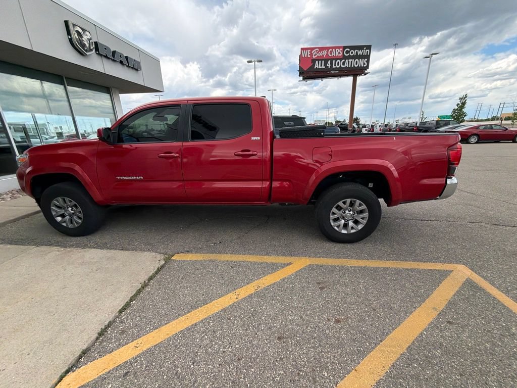Used 2019 Toyota Tacoma SR5 RWD image 7