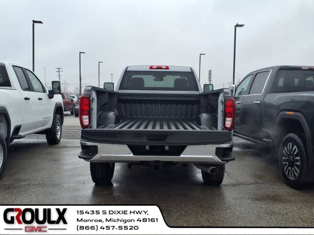New 2025 GMC Sierra 2500 Pro w/ Convenience Package AWD/4WD image 8