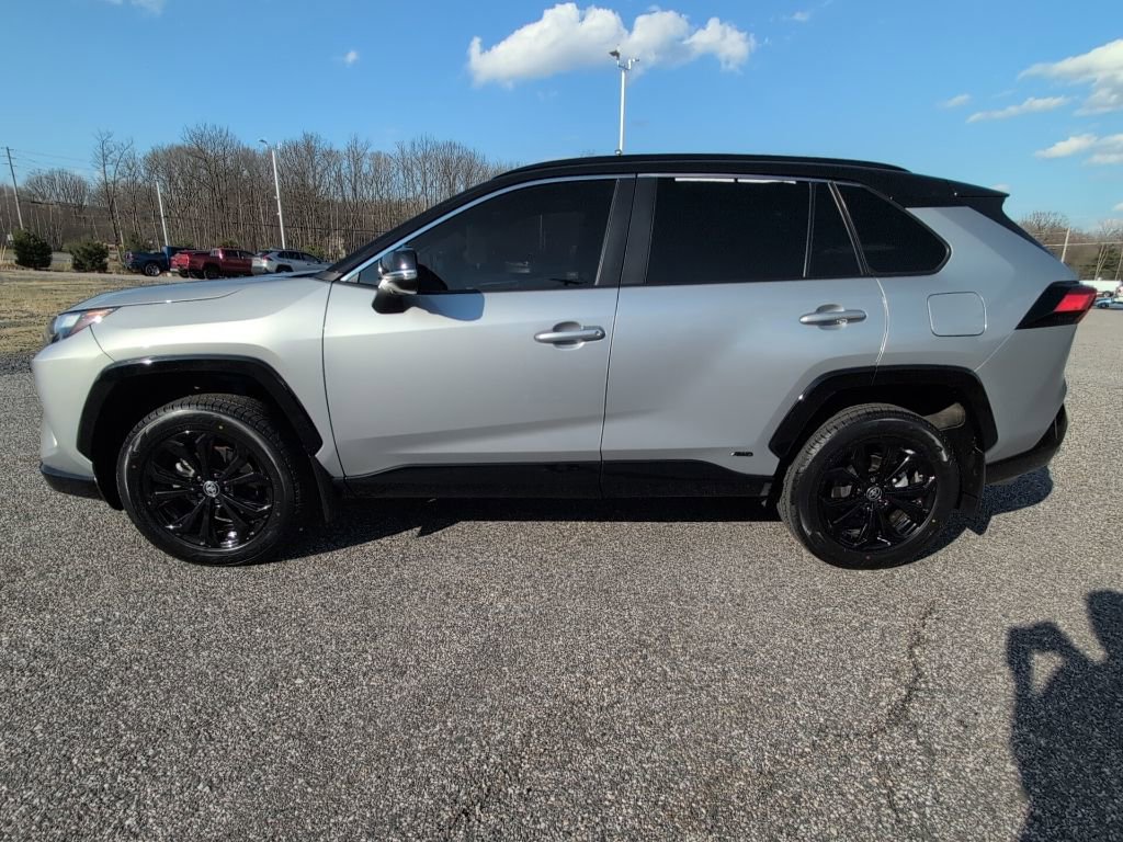 Used 2024 Toyota RAV4 XSE w/ Advanced Technology Package AWD/4WD image 3