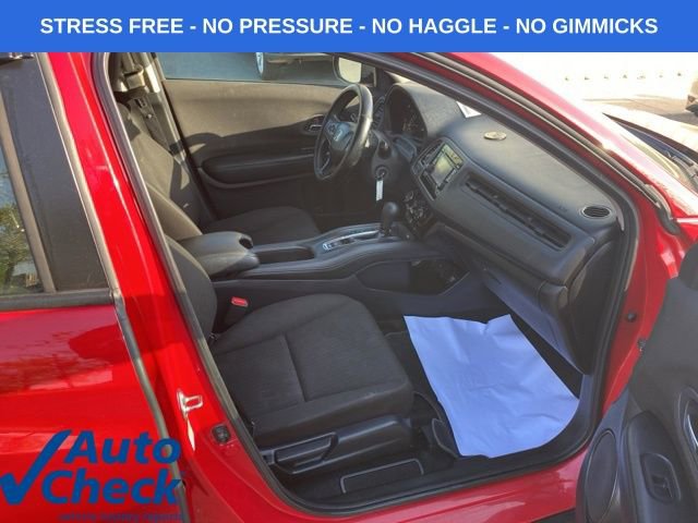 Used 2016 Honda HR-V LX image 31