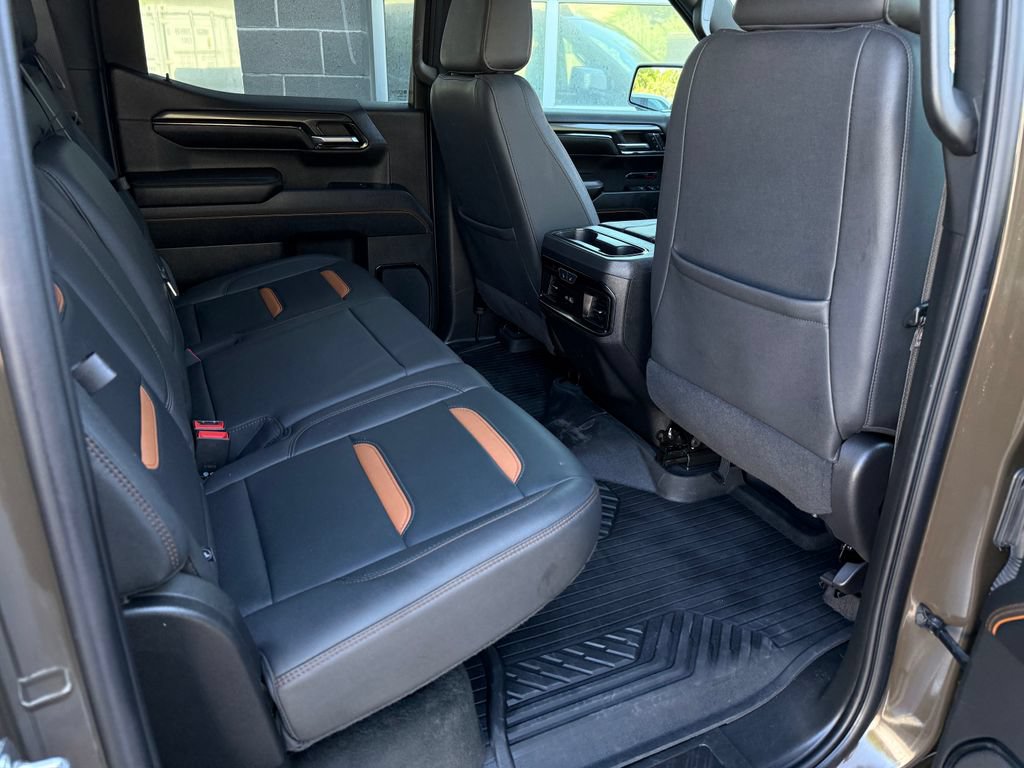 Used 2023 GMC Sierra 1500 AT4 w/ Technology Package AWD/4WD image 41