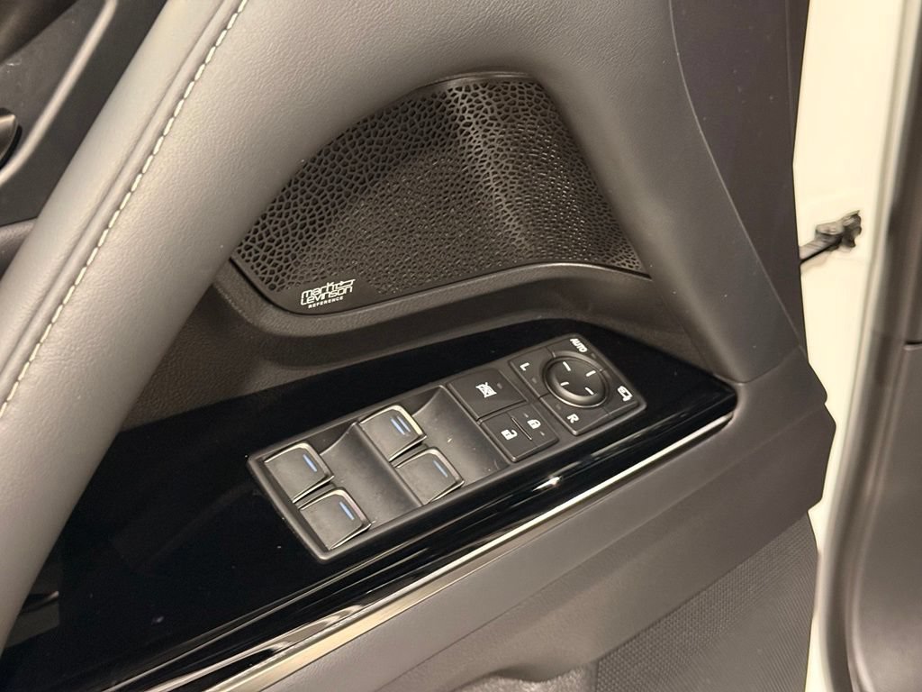 Used 2024 Lexus LX 600 F Sport AWD/4WD image 13