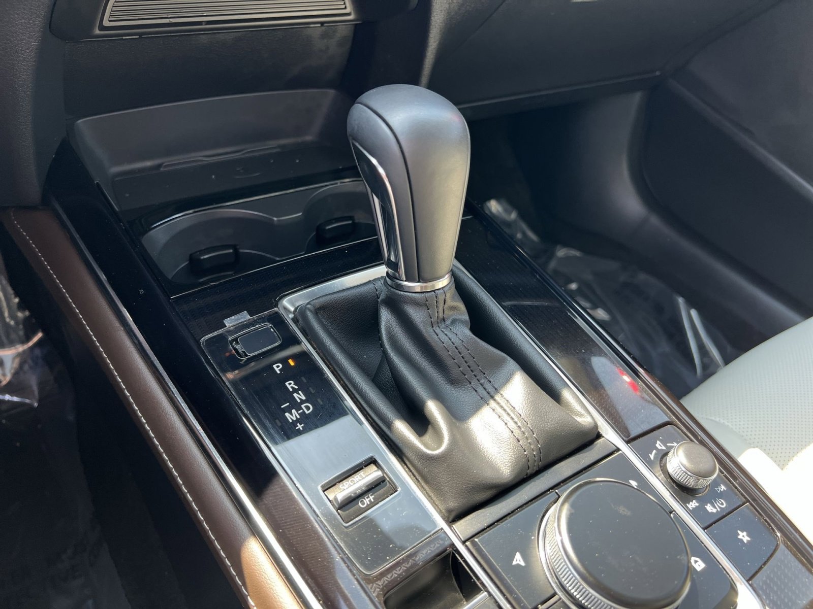 Used 2024 MAZDA CX-30 AWD 2.5 S w/ Premium Package image 30