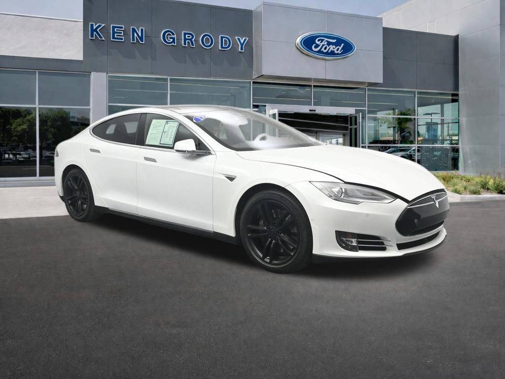 Used 2015 Tesla Model S 85D image 1
