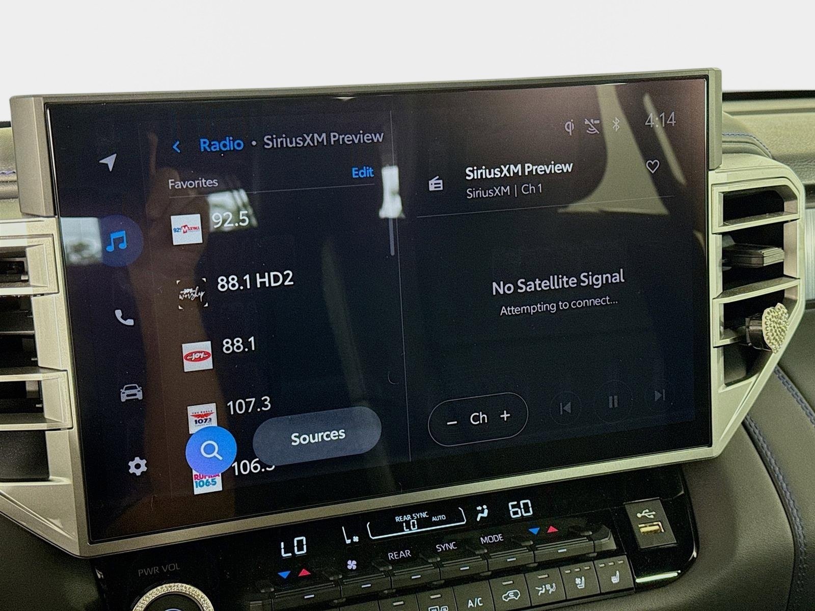 Used 2025 Toyota Sequoia Platinum AWD/4WD image 16