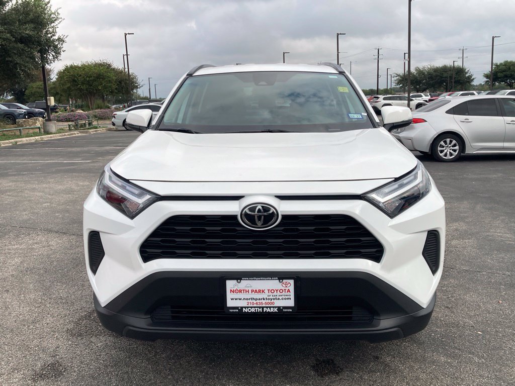 Certified 2025 Toyota RAV4 XLE AWD/4WD image 2