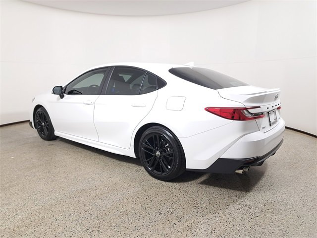 Used 2025 Toyota Camry SE image 7