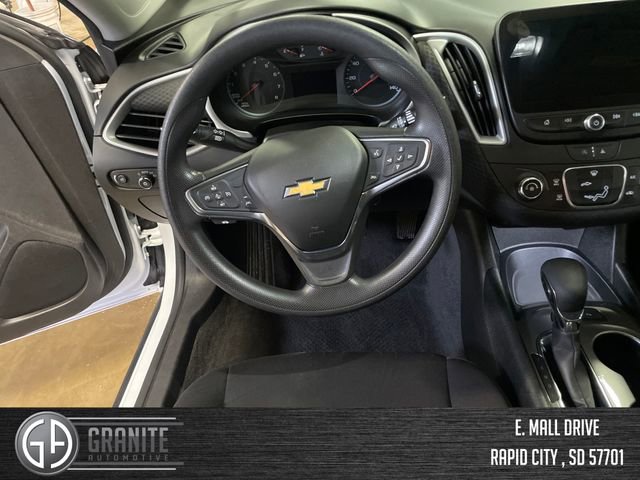 Used 2024 Chevrolet Malibu LS w/ Driver Confidence Package FWD image 13