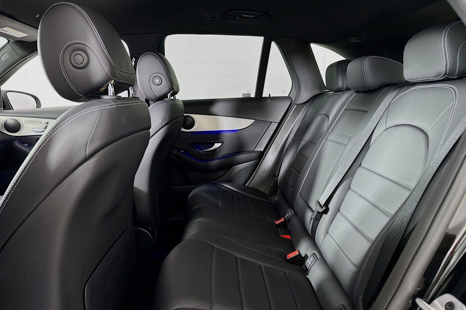 Certified 2022 Mercedes-Benz GLC 300 image 8