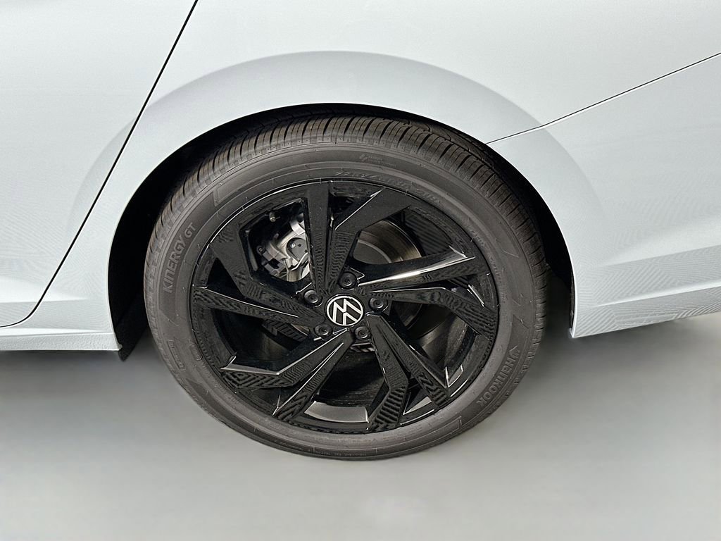 New 2026 Volkswagen Jetta SE FWD image 7