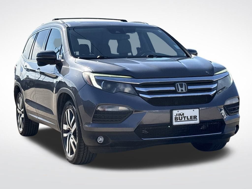 Used 2016 Honda Pilot Touring image 10