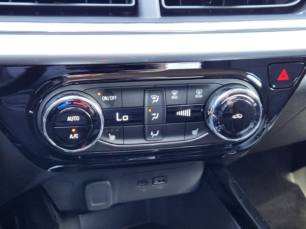 New 2026 Chevrolet Trax LT w/ Driver Confidence Package FWD image 21