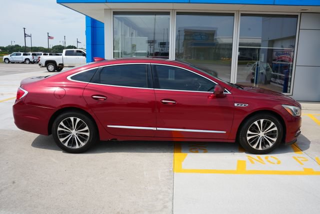 Used 2018 Buick LaCrosse Premium w/ Sights and Sounds Package AWD/4WD image 31