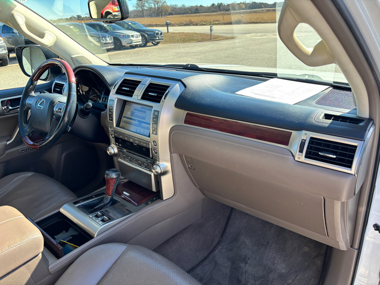 Used 2010 Lexus GX 460 image 29