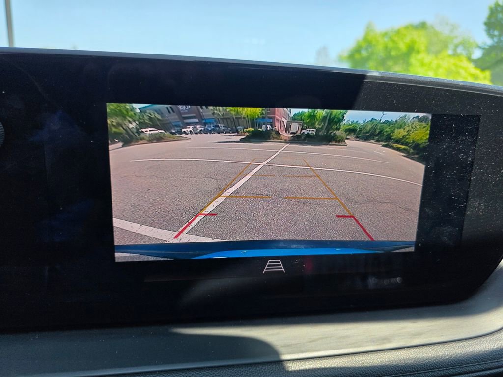 Certified 2024 Buick Encore GX Sport Touring w/ Comfort Package image 18