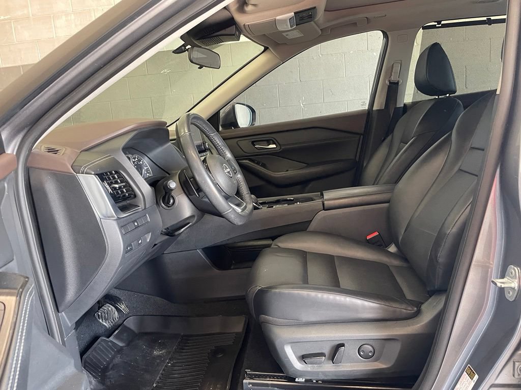 Certified 2023 Nissan Rogue SV w/ SV Premium Package FWD image 10