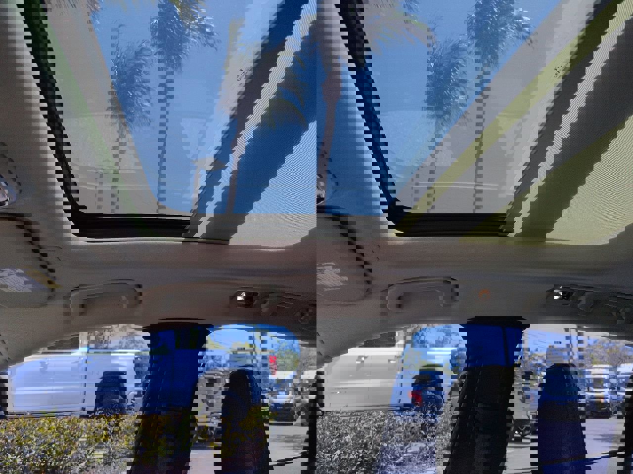 Used 2019 Volvo S60 T5 Momentum image 21