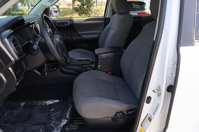 Used 2020 Toyota Tacoma SR w/ SR Convenience Package image 13
