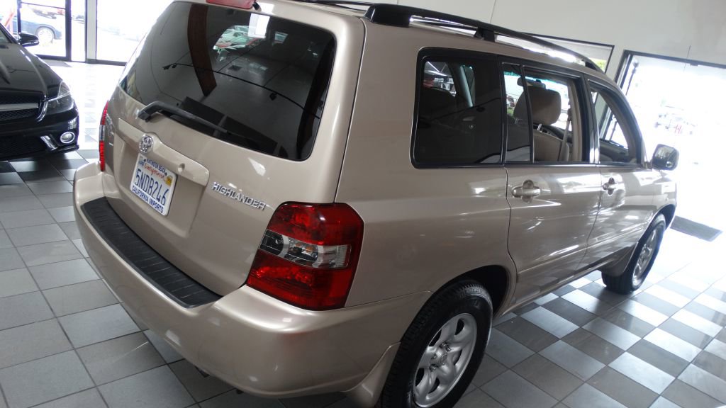 Used 2005 Toyota Highlander 2WD image 6