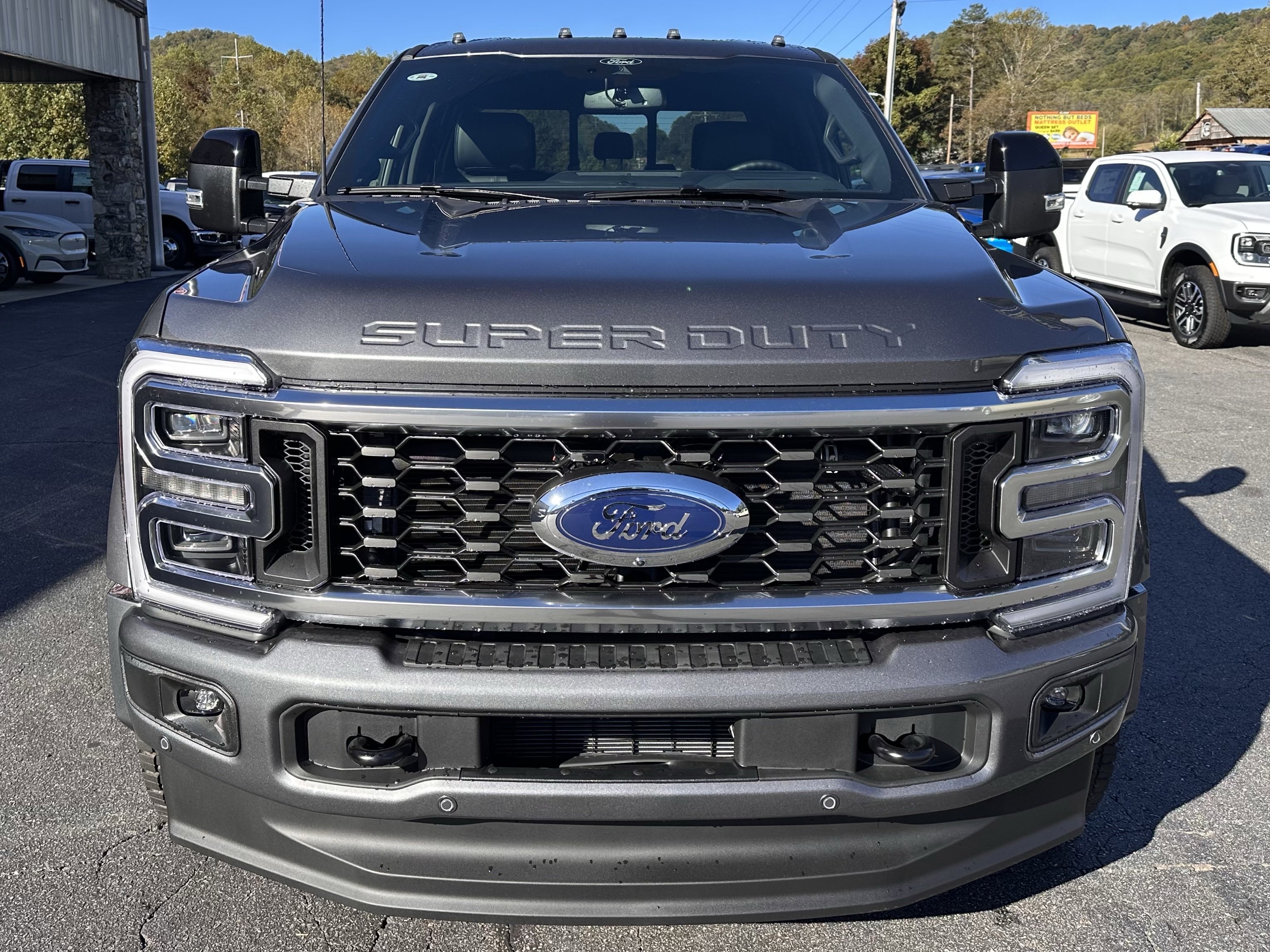 New 2026 Ford F450 Platinum image 3