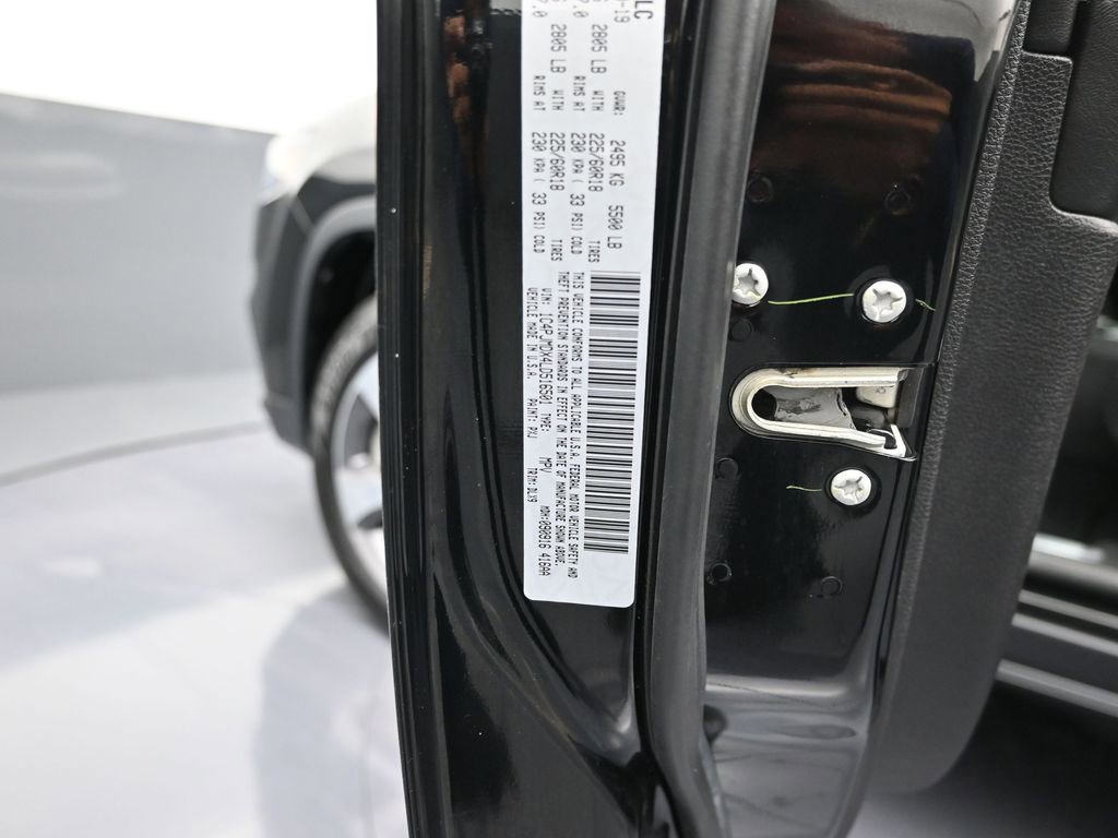 Used 2020 Jeep Cherokee Limited image 9