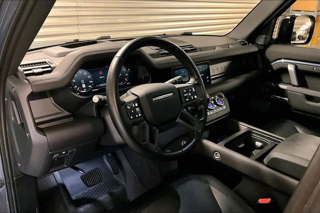 Certified 2024 Land Rover Defender 110 X-Dynamic SE AWD/4WD image 24