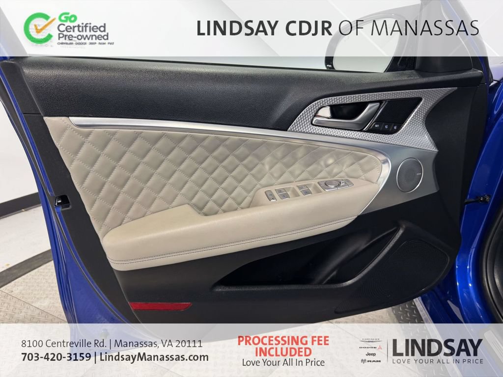 Used 2023 Genesis G70 3.3T w/ Sport Prestige Package AWD/4WD image 17