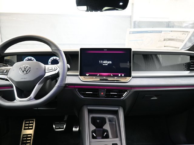 Used 2026 Volkswagen Tiguan SE R-Line AWD/4WD image 22