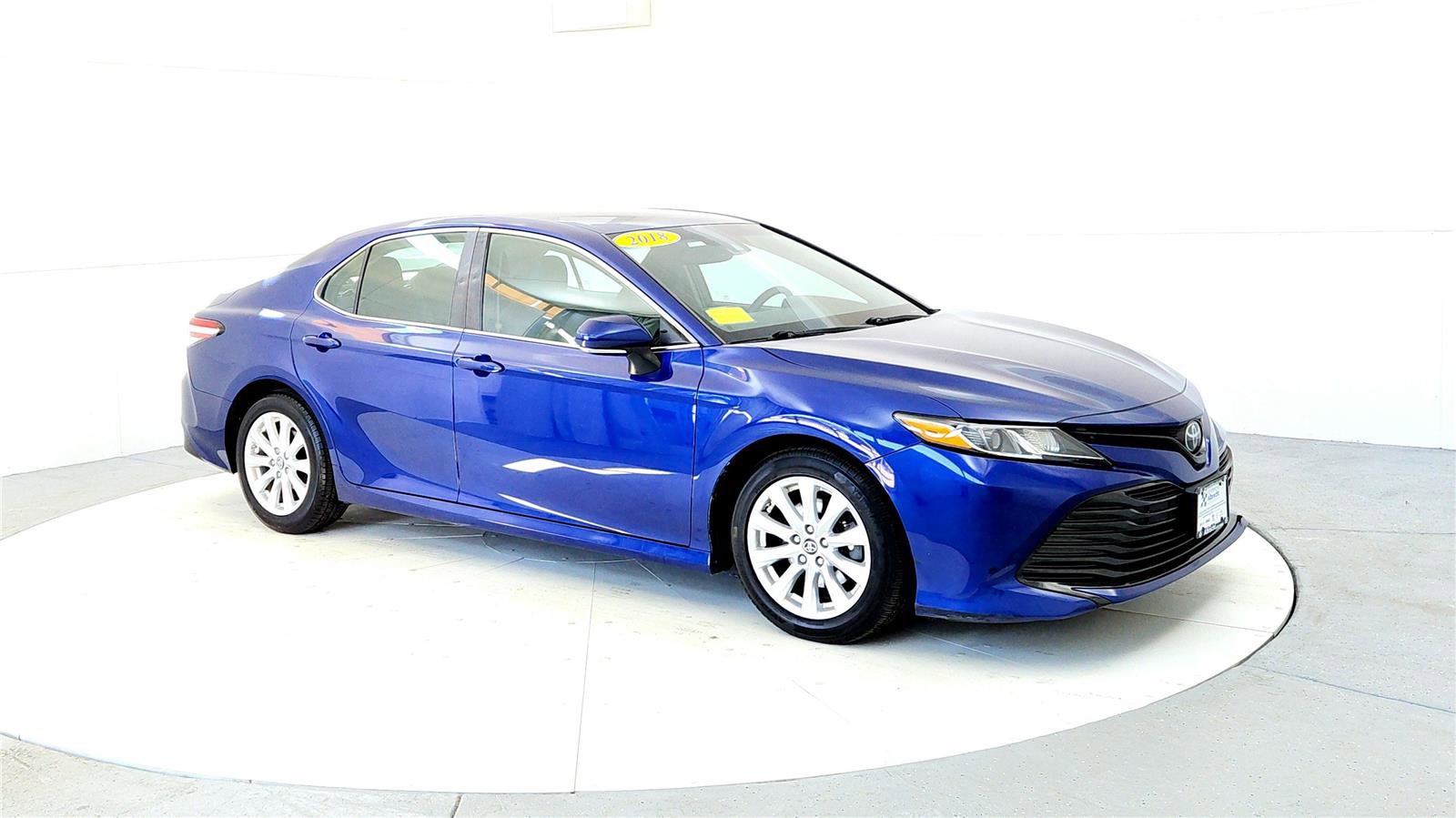 Certified 2018 Toyota Camry LE w/ Convenience Package image 7