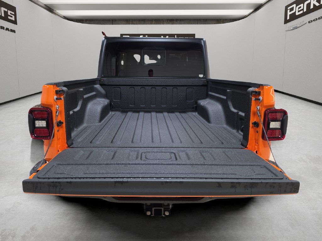 New 2026 Jeep Gladiator Sport AWD/4WD image 11