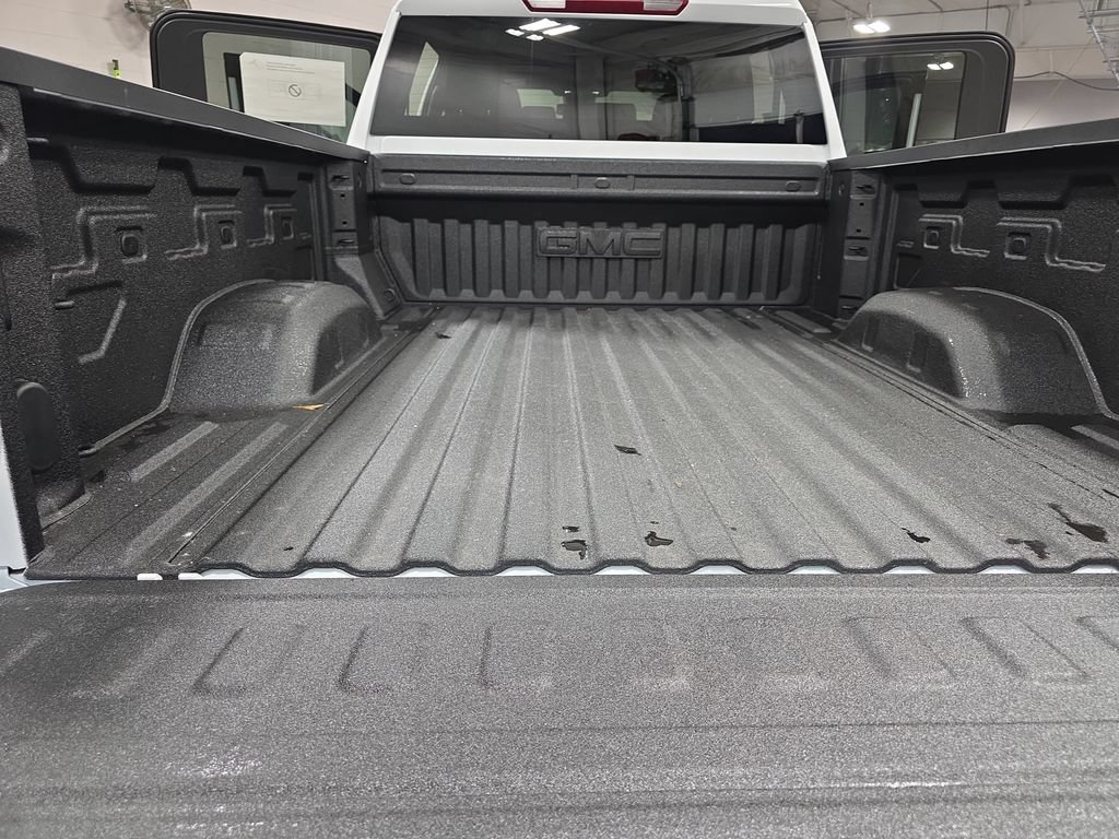 Used 2026 GMC Sierra 2500 SLT AWD/4WD image 12