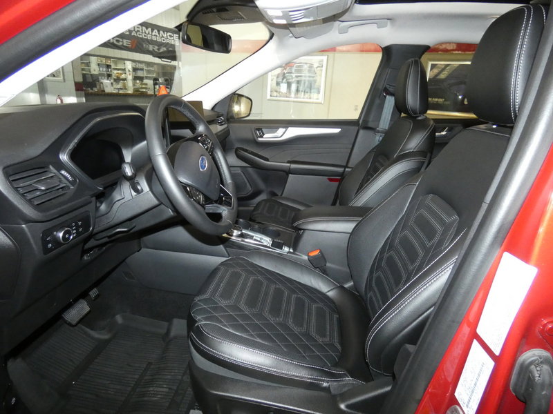 Used 2024 Ford Escape SE w/ PHEV Premium Package FWD image 11