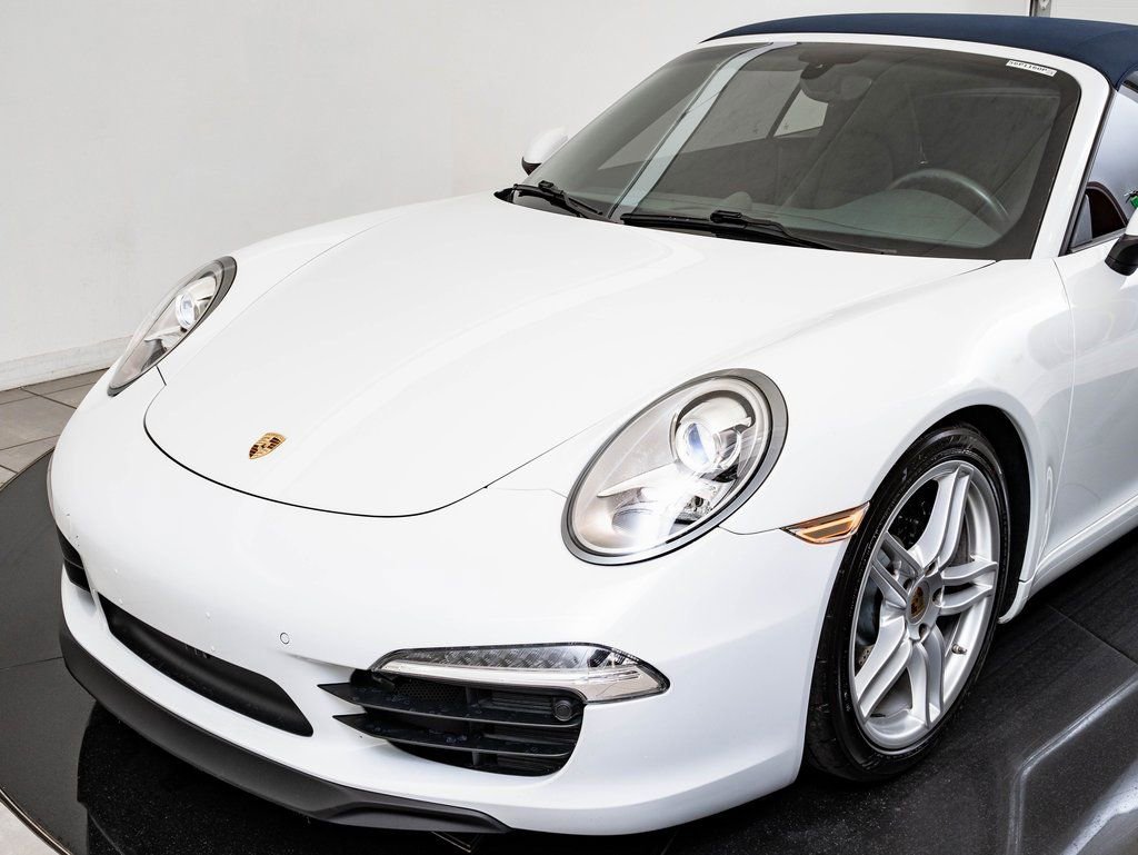 Used 2015 Porsche 911 Carrera image 14
