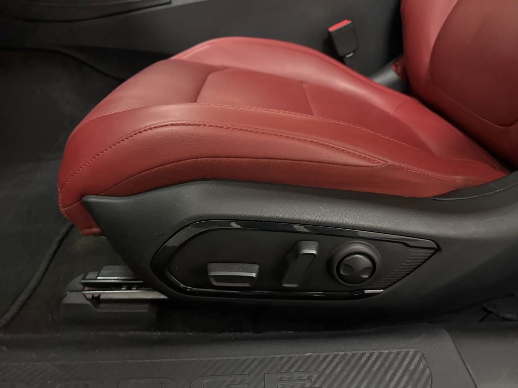 Used 2024 Dodge Charger R/T w/ Plus Group image 35