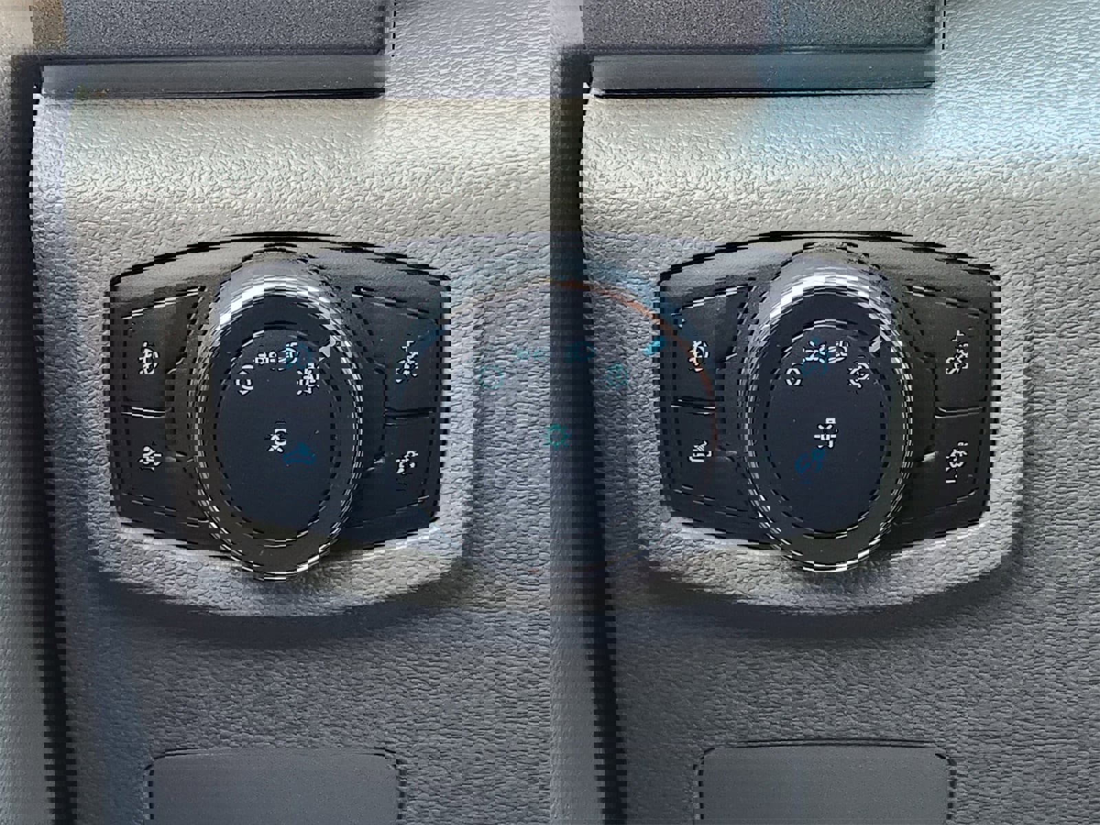 Used 2022 Ford F350 XLT w/ XLT Value Package image 30