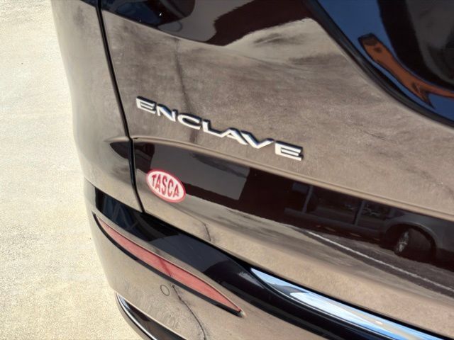 Used 2022 Buick Enclave Avenir w/ Avenir Technology Package FWD image 8