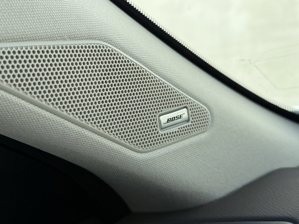 Used 2023 Nissan Rogue SL w/ SL Premium Package image 14