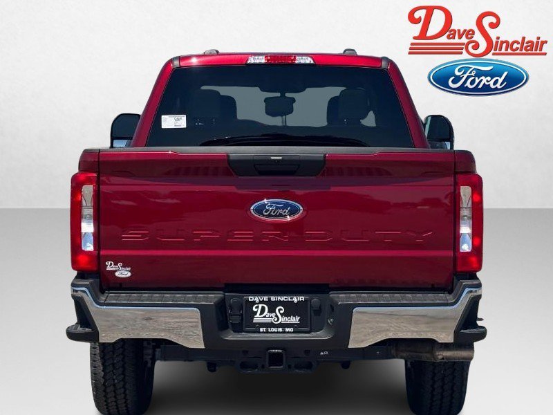New 2026 Ford F250 XLT w/ FX4 Off-Road Package AWD/4WD image 8
