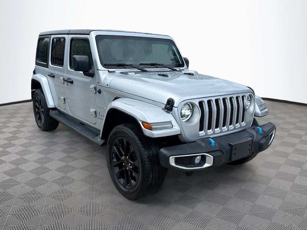 Certified 2023 Jeep Wrangler Unlimited Sahara w/ Cold Weather Group AWD/4WD image 4